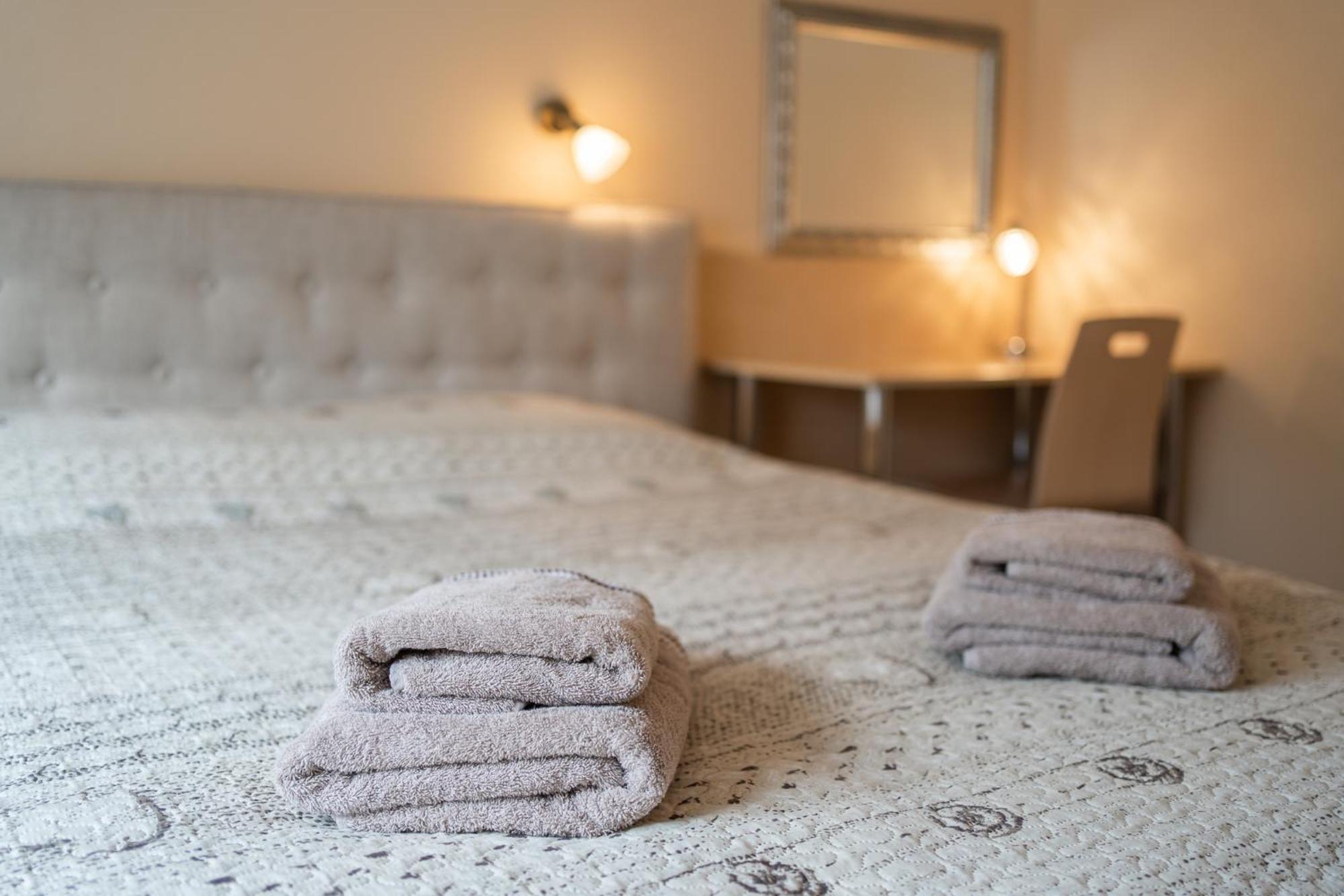 Virumaa Hostel Kohtla-Järve Exteriör bild